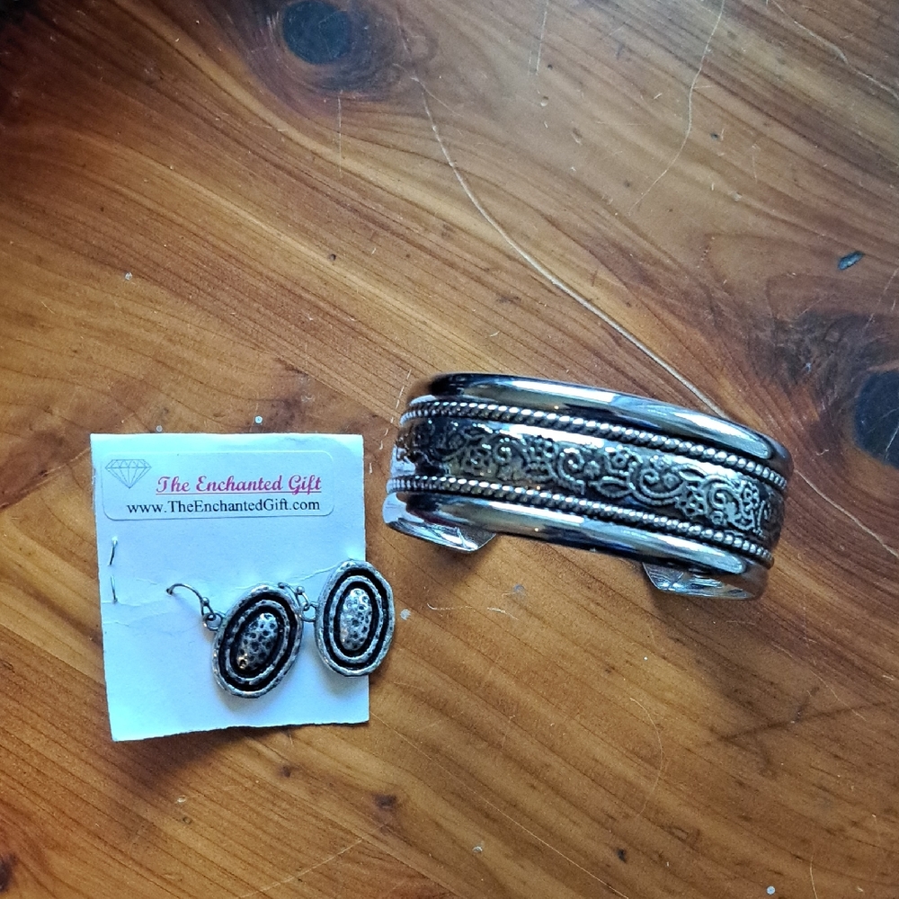 Silver Bracelet and Earring Set